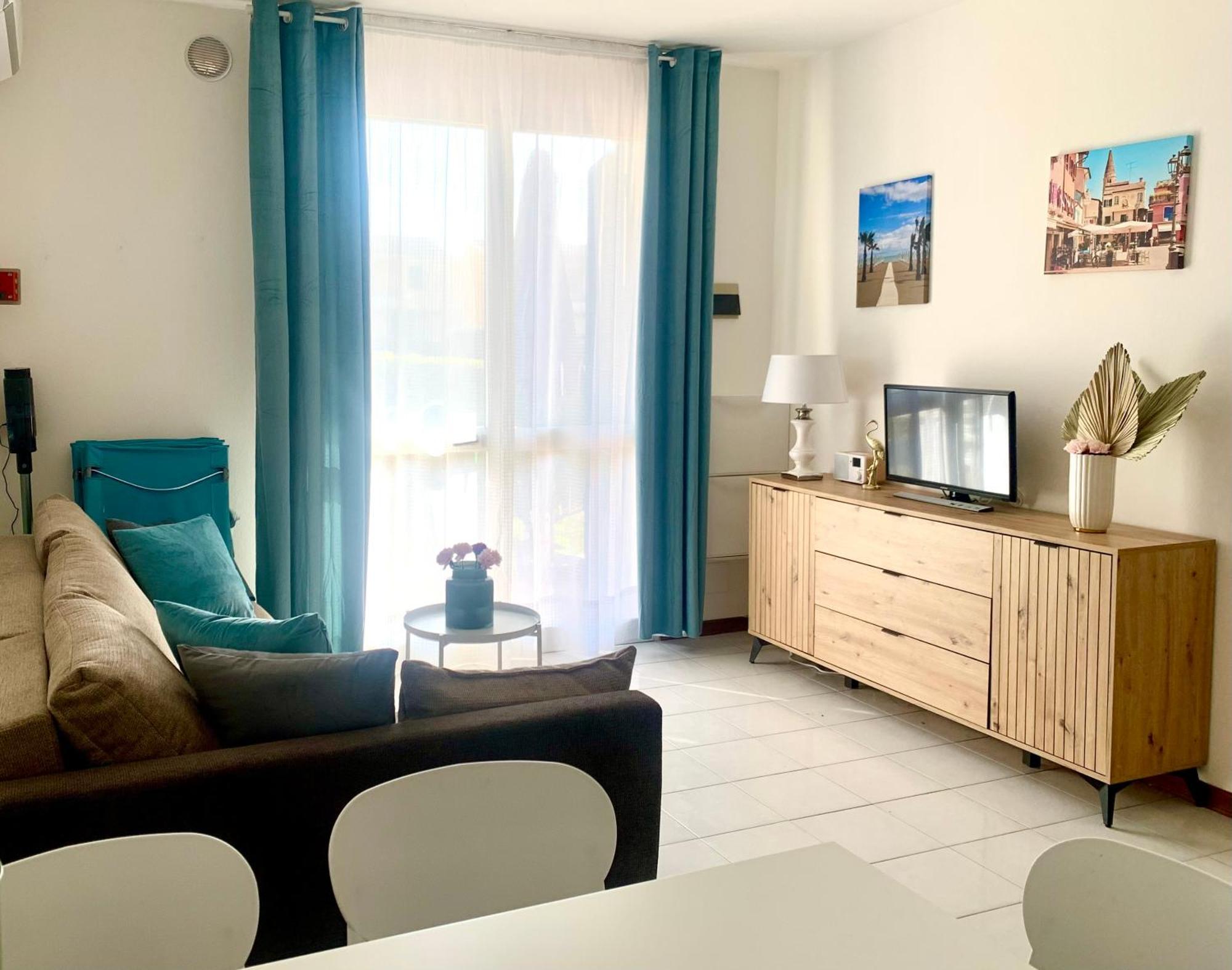 Apartment Caorle De Lux Swimming Pool, Parking, Garden Екстер'єр фото